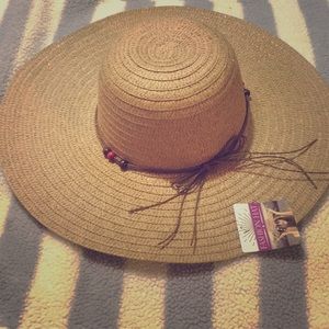 Beach hat!